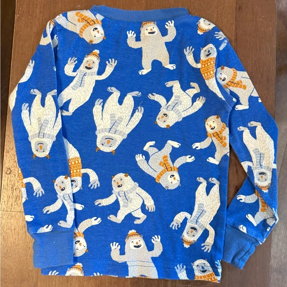 Carter’s Yeti Long Sleeve Pajama Top- Size 4T